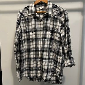 Gap shirt